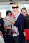 847189-charlize-theron-et-son-fils-jackson-637x0-2