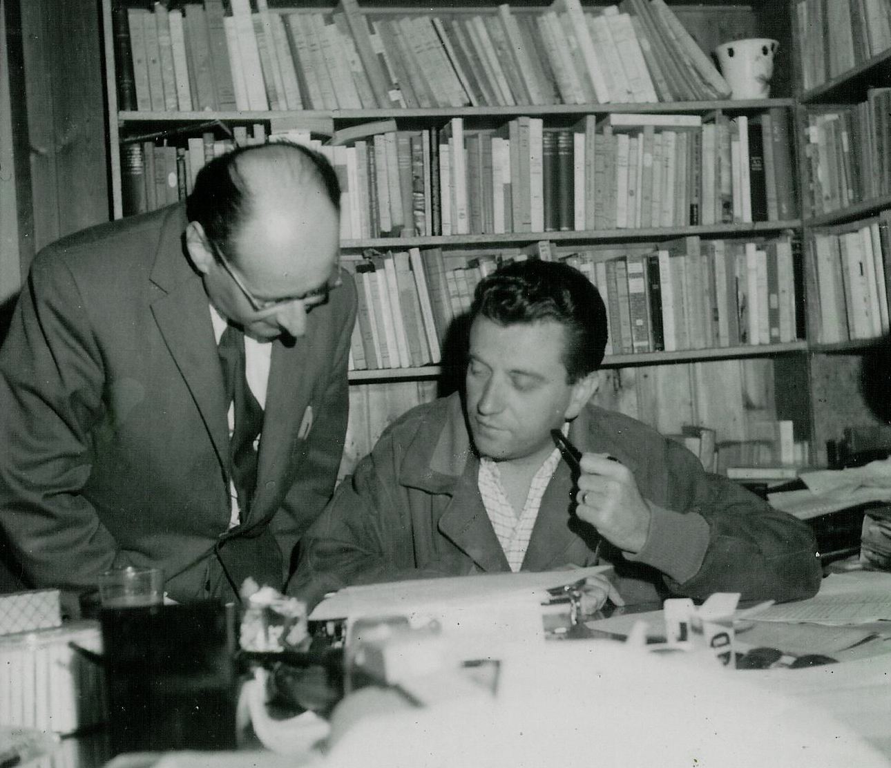 Jacques-Bergier_et_Louis_Pauwels_au_Mesnil